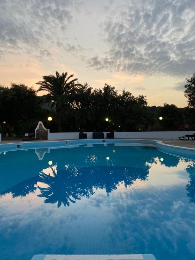 Il Castello Hotel Вилапуцу Екстериор снимка