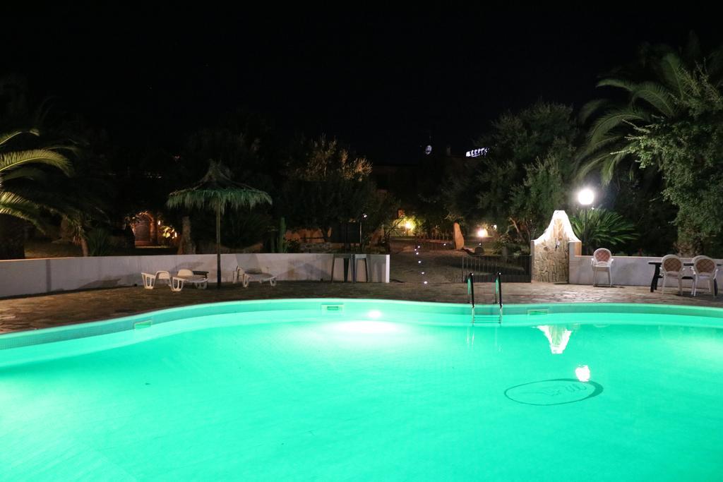 Il Castello Hotel Вилапуцу Екстериор снимка