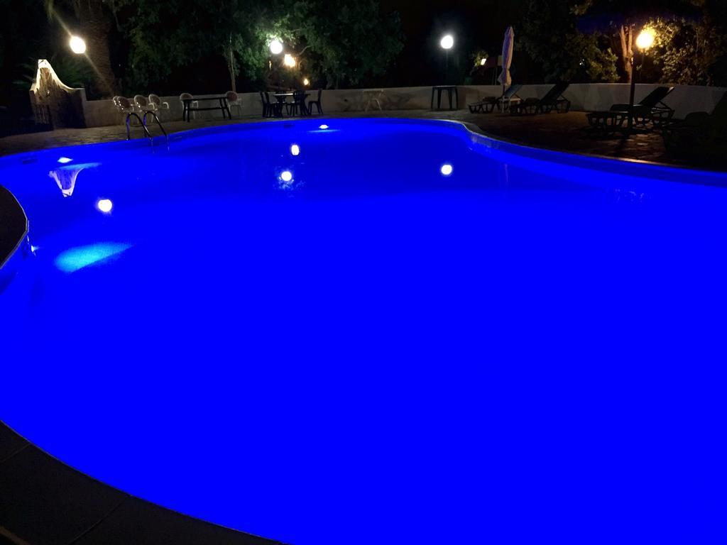Il Castello Hotel Вилапуцу Екстериор снимка