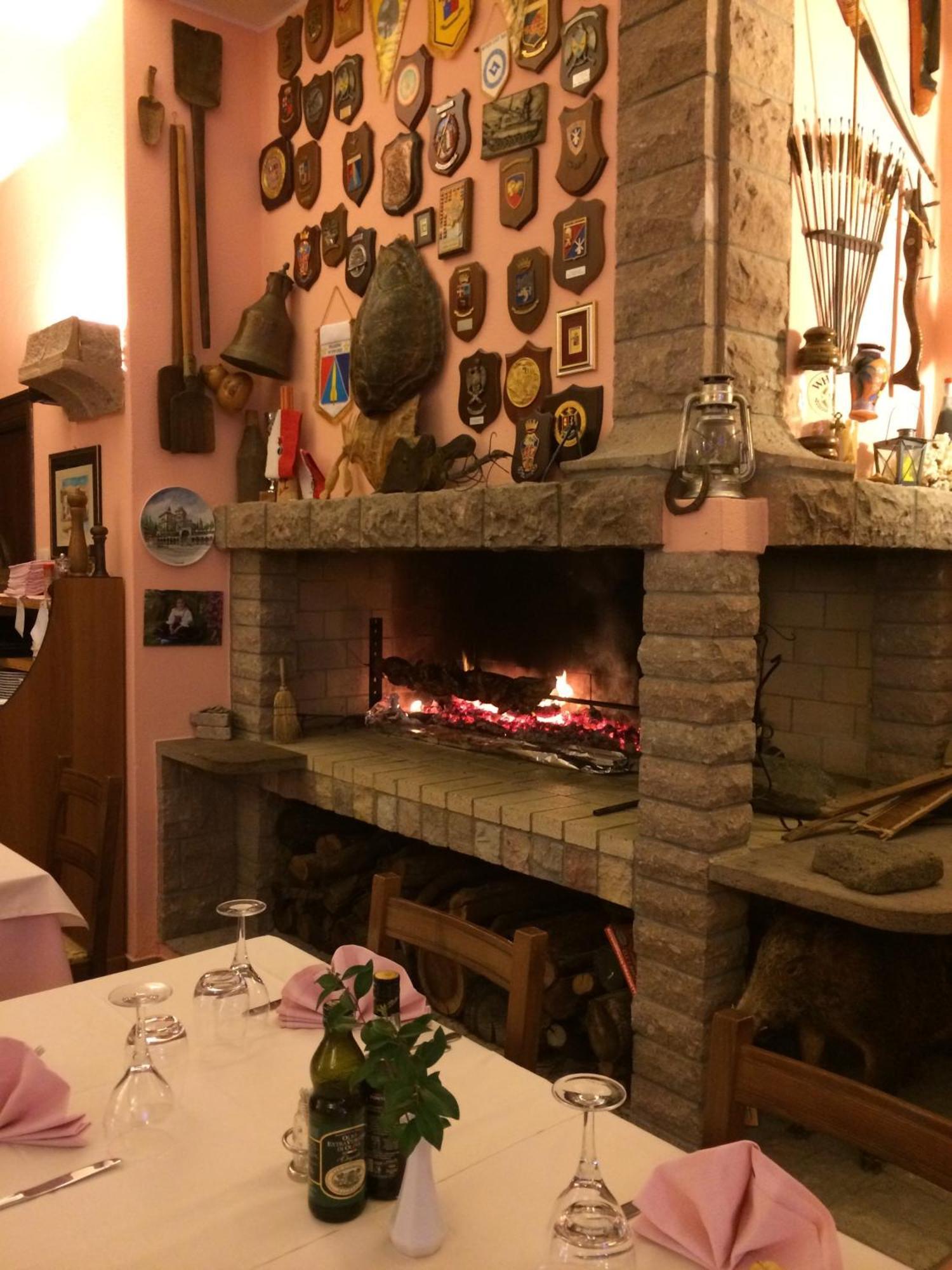 Il Castello Hotel Вилапуцу Екстериор снимка